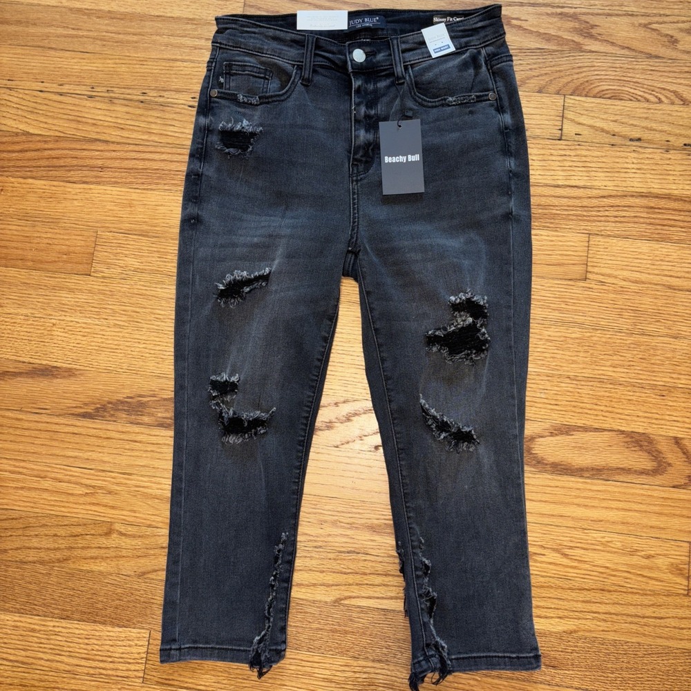 Judy Blue Jean High Waist Size 5 Destroyed Denim Black Skinny‎ Fit Capri NWT